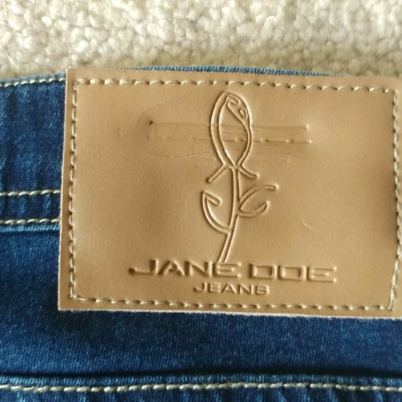 Jane Doe jeans - Picture 4 of 4